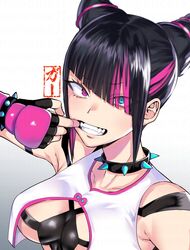  black_hair blue_eyes bracelet breasts collar collarbone cone_hair_bun diagonal_bangs double_bun eye_(mememem) eyes_visible_through_hair female fingerless_gloves gloves grin hair_bun hair_over_one_eye heterochromia highres jewelry juri_han large_breasts mouth_pull multicolored_hair pink_hair purple_eyes sidelocks smile solo spiked_bracelet spiked_collar spikes streaked_hair street_fighter street_fighter_6 two-tone_hair upper_body 