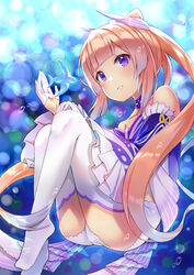  bare_shoulders blunt_bangs blush feet female fish frilled_sleeves frills full_body genshin_impact gloves hair_ornament highres looking_at_viewer purple_eyes sangonomiya_kokomi shitou_(1992116210) short_shorts shorts smile solo thighhighs water white_gloves white_shorts white_thighhighs wide_sleeves 