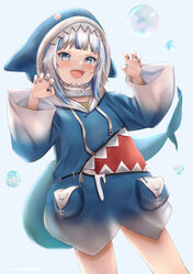  amano_kusatsu animal_costume animal_hood blue_eyes blue_hair blue_hoodie blunt_bangs blush female fins fish_tail gawr_gura gawr_gura_(1st_costume) grey_hair highres hololive hololive_english hood hoodie medium_hair multicolored_hair pocket shark_costume shark_girl shark_hood shark_print shark_tail sharp_teeth sleeves_past_wrists solo streaked_hair tail teeth virtual_youtuber wide_sleeves 