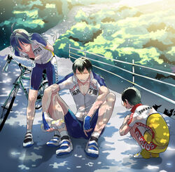  3boys ahoge arakita_yasutomo bad_id bad_pixiv_id bicycle bike_shorts blush bottle cycling_uniform dappled_sunlight fingerless_gloves glasses gloves hinatsu male_focus manami_sangaku multiple_boys onoda_sakamichi sportswear sunlight yowamushi_pedal 