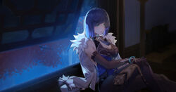  bare_shoulders black_hair blue_hair bob_cut breasts cleavage commentary dearduam diagonal_bangs dice earrings feather-trimmed_jacket female fur_trim genshin_impact gloves green_eyes highres jacket jacket_on_shoulders jewelry large_breasts looking_at_viewer mole multicolored_hair neck_tassel short_hair sitting solo tassel_choker yelan_(genshin_impact) 