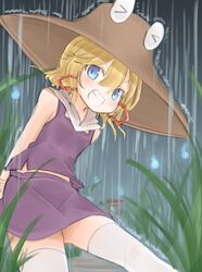  absurdres adapted_costume bare_shoulders blonde_hair blue_eyes blush commentary_request dutch_angle eyebrows_hidden_by_hair feet_out_of_frame female grin hair_between_eyes hair_ribbon hat highres moriya_suwako outdoors rain ribbon shiki_karin short_hair sitting skirt skirt_set smile solo thighhighs touhou v-shaped_eyebrows vest white_thighhighs 