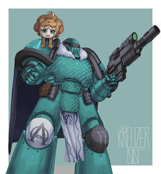  1boy adeptus_astartes ahoge alpha_legion animal_costume animal_ears armor artoria_pendragon_(fate) blonde_hair breastplate chaos_(warhammer) chaos_space_marine chibi coat commission crossover explosive fate_(series) female green_armor green_background green_eyes grenade highres holding holding_weapon kreuzer_00 lion lion_costume looking_at_viewer pauldrons pointing pointing_at_viewer power_armor red_eyes saber_lion scales shoulder_armor sidelocks twitter_username warhammer_40k weapon 