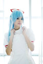  blue_hair cosplay highres kouno_tooru kouzuki_suzuka nurse nurse_uniform photo princess_princess 