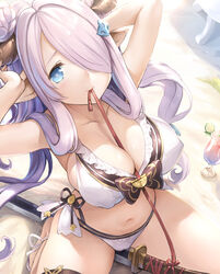  arms_up between_breasts bikini blue_eyes breasts bright_pupils chinese_commentary cleavage commentary_request covered_nipples double_bun draph female from_above granblue_fantasy hair_bun hair_over_one_eye highres horns katana large_breasts light_purple_hair long_hair looking_at_viewer looking_up low_twintails mouth_hold narmaya_(granblue_fantasy) narmaya_(summer)_(granblue_fantasy) navel official_alternate_costume outdoors pointy_ears ribbon ribbon_in_mouth sandals sayika sidelocks sitting solo swimsuit sword twintails very_long_hair weapon white_bikini 