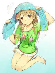  absurdres arm_up barefoot blue_background blush brown_eyes brown_hair closed_mouth collarbone commentary_request cosplay female fingernails food_print full_body gradient_background green_shirt hand_up highres holding holding_towel hoshi_syoko hoshi_syoko_(cosplay) idolmaster idolmaster_cinderella_girls long_hair looking_at_viewer morikubo_nono multicolored_polka_dots mushroom_print pleated_skirt polka_dot polka_dot_shirt print_shirt seneto shadow shirt short_sleeves sitting skirt solo steam sweat towel very_long_hair wariza wet wet_hair white_background white_skirt wide_sleeves 