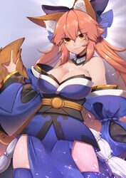  animal_ears cleavage fate/grand_order rayrie tamamo_no_mae 