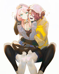  2girls arknights asbestos_(arknights) bandage_over_one_eye bare_legs baseball_cap black_bodysuit black_vest blue_eyes blue_hoodie blue_nails blue_poison_(arknights) blue_tongue blush body_markings bodysuit bodysuit_under_clothes breasts brown_hair closed_mouth colored_tongue commentary fangs hair_between_eyes hair_over_one_eye hat headphones highres hood hoodie hug hug_from_behind invisible_chair koio looking_at_viewer multiple_girls nail_polish open_mouth pink_hair shirt short_hair simple_background sitting slit_pupils small_breasts smile sparkle sweatdrop tail thighs vest white_background white_headwear white_shirt wing_collar yellow_eyes yellow_hoodie yuri 