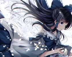  alternate_color ascot bad_id bad_pixiv_id black_hair blue_bow blue_eyes bow crying detached_sleeves female frills hair_tubes hairbow hakurei_reimu ribbon-trimmed_sleeves ribbon_trim solo tears touhou uguisu_mochi_(ykss35) white_sleeves wide_sleeves 