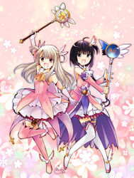  2girls :d ahoge artist_name ascot bare_shoulders black_hair blonde_hair bob_cut boots company_connection cosplay cross dress excited fate/kaleid_liner_prisma_illya fate_(series) floral_background foot_up gloves hair_ornament highres holding holding_wand illyasviel_von_einzbern itai_no_wa_iya_nano_de_bougyoryoku_ni_kyokufuri_shitai_to_omoimasu knees_together_feet_apart long_hair magical_girl magical_ruby magical_sapphire maple_(bofuri) multiple_girls official_art oimoto_jirou open_mouth pink_background pink_dress pink_footwear pink_legwear prisma_illya prisma_illya_(zwei_form) prisma_illya_(zwei_form)_(cosplay) promotional_art purple_eyes raised_eyebrows red_eyes short_hair short_ponytail side-by-side side_ponytail signature silver_link sleeveless sleeveless_dress smile star_(symbol) thigh_boots thighhighs tiptoes two-tone_dress two_side_up wand white_ascot white_dress white_footwear white_gloves white_legwear winged_footwear yellow_ascot zettai_ryouiki 