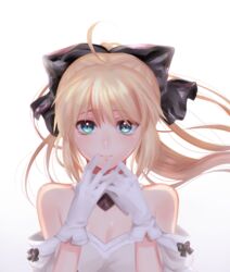  ahoge ai_(blacktea_milk) artoria_pendragon_(fate) bare_shoulders black_ribbon blonde_hair blue_eyes breasts cleavage commentary_request detached_collar detached_sleeves fate/grand_order fate_(series) female gloves hair_between_eyes hair_ribbon highres long_hair ribbon saber_lily small_breasts smile solo white_gloves 