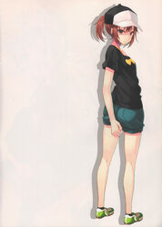  absurdres baseball_cap black_shirt brown_eyes brown_hair casual female from_behind full_body hat heart heart_print highres hyuuga_azuri looking_back misaka_mikoto paint.net_(medium) shirt short_sleeves shorts solo standing t-shirt toaru_kagaku_no_railgun toaru_kagaku_no_railgun_s toaru_majutsu_no_index 