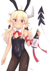  ahoge animal_ears arm_ribbon black_leotard black_pantyhose black_ribbon blonde_hair blush bottle collar commentary_request covered_navel cowboy_shot dark-skinned_female dark_skin demon_girl demon_horns demon_tail detached_collar fake_animal_ears female flat_chest grin hair_ribbon highres holding holding_bottle horns kuramoto_takato leotard lilith_(machikado_mazoku) long_hair looking_at_viewer low_twintails machikado_mazoku neck_ribbon pantyhose playboy_bunny pointy_ears purple_eyes rabbit_ears red_ribbon ribbon simple_background smile solo standing strapless strapless_leotard tail translated twintails white_background white_collar white_horns wrist_cuffs 