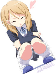  blonde_hair closed_eyes commentary_request extra female k-on! long_hair sakuragaoka_high_school_uniform school_uniform solo squatting tachibana_himeko yamano_sachi 