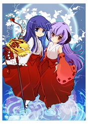  2girls bad_id bad_pixiv_id blue_eyes detached_sleeves furude_rika hakama hakama_skirt hanyuu highres higurashi_no_naku_koro_ni hoe horns ichi_(ringogogo777) japanese_clothes long_hair miko multiple_girls purple_hair red_eyes red_hakama skirt 