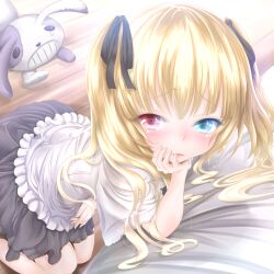  black_ribbon blonde_hair blush boku_wa_tomodachi_ga_sukunai commentary_request female hair_ribbon hasegawa_kobato heterochromia highres lolicon long_hair ribbon skirt solo stuffed_animal stuffed_rabbit stuffed_toy twintails two_side_up wingheart 