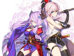  2girls bare_shoulders blue_eyes breasts commentary_request cosplay costume_switch detached_sleeves draph elbow_gloves fate/grand_order fate_(series) gloves granblue_fantasy hair_ornament hair_over_one_eye hong_(white_spider) horns japanese_clothes katana kimono large_breasts light_purple_hair long_hair miyamoto_musashi_(fate) miyamoto_musashi_(fate)_(cosplay) miyamoto_musashi_(third_ascension)_(fate) multiple_girls narmaya_(granblue_fantasy) narmaya_(granblue_fantasy)_(cosplay) navel pink_hair ponytail short_kimono smile sword thigh_strap thighhighs weapon 