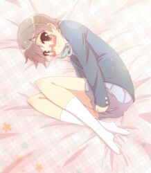  bad_id bad_pixiv_id blazer blush brown_eyes brown_hair female fetal_position full_body glasses hirose_madoka hugging_own_legs jacket k-on! kneehighs looking_at_viewer lying manabe_nodoka on_side photoshop_(medium) plantar_flexion pleated_skirt red-framed_eyewear sakuragaoka_high_school_uniform school_uniform short_hair skirt slim_legs smile socks solo white_socks 