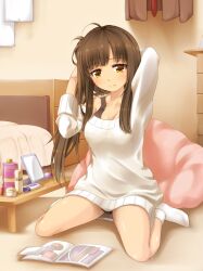  bad_id bad_pixiv_id bed blush book brown_hair female indoors looking_at_viewer messy_hair mirror original painttool_sai_(medium) ribucci sitting smile solo sweater yellow_eyes 