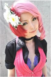  alisa_boskonovich alisa_boskonovitch cosplay female flower green_eyes photo pink_hair solo tekken 