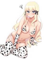  absurdres animal_print arm_support bikini black_bow black_ribbon blonde_hair blue_eyes bow breasts closed_mouth commentary cow_print cow_print_bikini elbow_gloves female gloves hairbow highres long_hair looking_at_viewer medium_breasts navel period_(anony_83) pointy_ears princess_connect! print_bikini print_gloves print_thighhighs ribbon saren_(princess_connect!) simple_background sitting solo split_mouth swimsuit thighhighs white_background white_bikini white_gloves white_thighhighs 