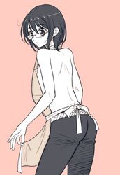  androgynous apron ass ayamiya_fumi bad_id bad_pixiv_id banned_artist black_eyes black_hair cowboy_shot expressionless eyelashes from_behind glasses gowther male_focus nanatsu_no_taizai nipples otoko_no_ko pants pink_background short_hair simple_background solo standing topless 