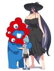  2boys 2channel age_difference aqua_hair bare_arms bare_shoulders barefoot black_dress black_hair black_headwear black_shorts breasts cleavage commentary_request covered_navel dress expo2025 extra_eyes female full_body gigantic_breasts grey_shirt hair_between_eyes handshake hasshaku-sama hat height_difference highres kloah lolicon long_hair long_hair_between_eyes multiple_boys myaku-myaku red_eyes shirt shorts size_difference standing sun_hat sundress tall_female very_long_hair 