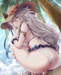  armlet ass bad_id bad_pixiv_id bare_arms bare_shoulders bracelet breasts brown_eyes commentary_request ears_through_headwear erune female flower from_behind granblue_fantasy grey_hair grin hair_between_eyes hat hat_flower heles heles_(summer)_(granblue_fantasy) highres jewelry large_breasts long_hair looking_back official_alternate_costume outdoors red_flower smile solo squatting sun_hat swimsuit thick_thighs thighs very_long_hair yue_(lov_n_n) 