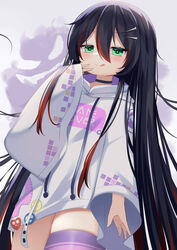  absurdres baggy_clothes black_hair blush choker female green_eyes highres ikazu401 long_hair long_sleeves looking_at_viewer looking_down mika_melatika mika_melatika_(1st_costume) multicolored_hair nail_hair_ornament nijisanji nijisanji_id pale_skin red_hair single_thighhigh thick_thighs thighhighs thighs tongue tongue_out virtual_youtuber 