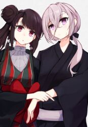  2girls :o alternate_costume arm_grab azur_lane black_kimono black_ribbon bow braid brown_hair closed_mouth commentary cowboy_shot cross crossed_bangs green_kimono grey_hair hair_between_eyes hair_ribbon hairbow head_tilt highres iron_cross japanese_clothes kimono long_hair looking_at_viewer low_ponytail marshall_k multiple_girls obi official_alternate_costume open_clothes open_kimono parted_lips purple_eyes red_eyes red_kimono ribbon sash short_braid sidelocks simple_background standing striped_clothes striped_kimono sweat twin_braids white_background wide_sleeves yukata z1_leberecht_maass_(azur_lane) z2_georg_thiele_(azur_lane) z2_georg_thiele_(of_koi_and_evening_hues)_(azur_lane) 