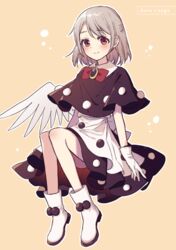  angel_wings beige_background blush boots bow bowtie brooch capelet closed_mouth commentary_request cosplay doremy_sweet doremy_sweet_(cosplay) dress feathered_wings female floating full_body gloves grey_hair jewelry kishin_sagume layered_skirt looking_at_viewer outline red_bow red_bowtie red_eyes short_hair simple_background single_wing skirt smile solo swept_bangs touhou touya_(konpekitou) white_dress white_footwear white_gloves white_outline wings 