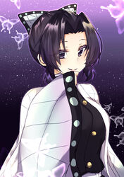  black_hair butterfly_background butterfly_hair_ornament demon_slayer_uniform female gradient_background hair_ornament haori highres izumo_ayuka japanese_clothes kimetsu_no_yaiba kochou_shinobu looking_at_viewer parted_bangs purple_eyes smile solo upper_body 