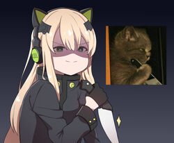  animal_ear_headphones animal_ears blonde_hair cat_ear_headphones commentary fake_animal_ears feline female girls&#039;_frontline green_eyes hayarob headphones highres knife long_hair parody photo_inset reference_inset smile symbol-only_commentary tmp_(girls&#039;_frontline) upper_body 