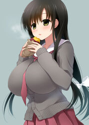  black_hair blush breasts commentary_request female food green_eyes hair_ribbon huge_breasts hyuuga_takashi iwato_kasumi long_hair ribbon saki_(manga) school_uniform simple_background solo steam sweet_potato 