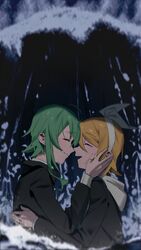  2girls arm_around_back black_jacket blonde_hair bow closed_eyes commentary face-to-face from_side green_hair gumi hairbow hand_on_another&#039;s_face hands_up highres hood hooded_jacket hug jacket kagamine_rin multiple_girls open_mouth partially_submerged rain short_hair sidelocks smile vocaloid water_drop waves white_bow wounds404 yuri 